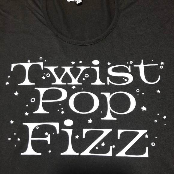 Wildfox NWT Women’s Twist Pop Fizz Tulum Black Top XS - Picture 7 of 7